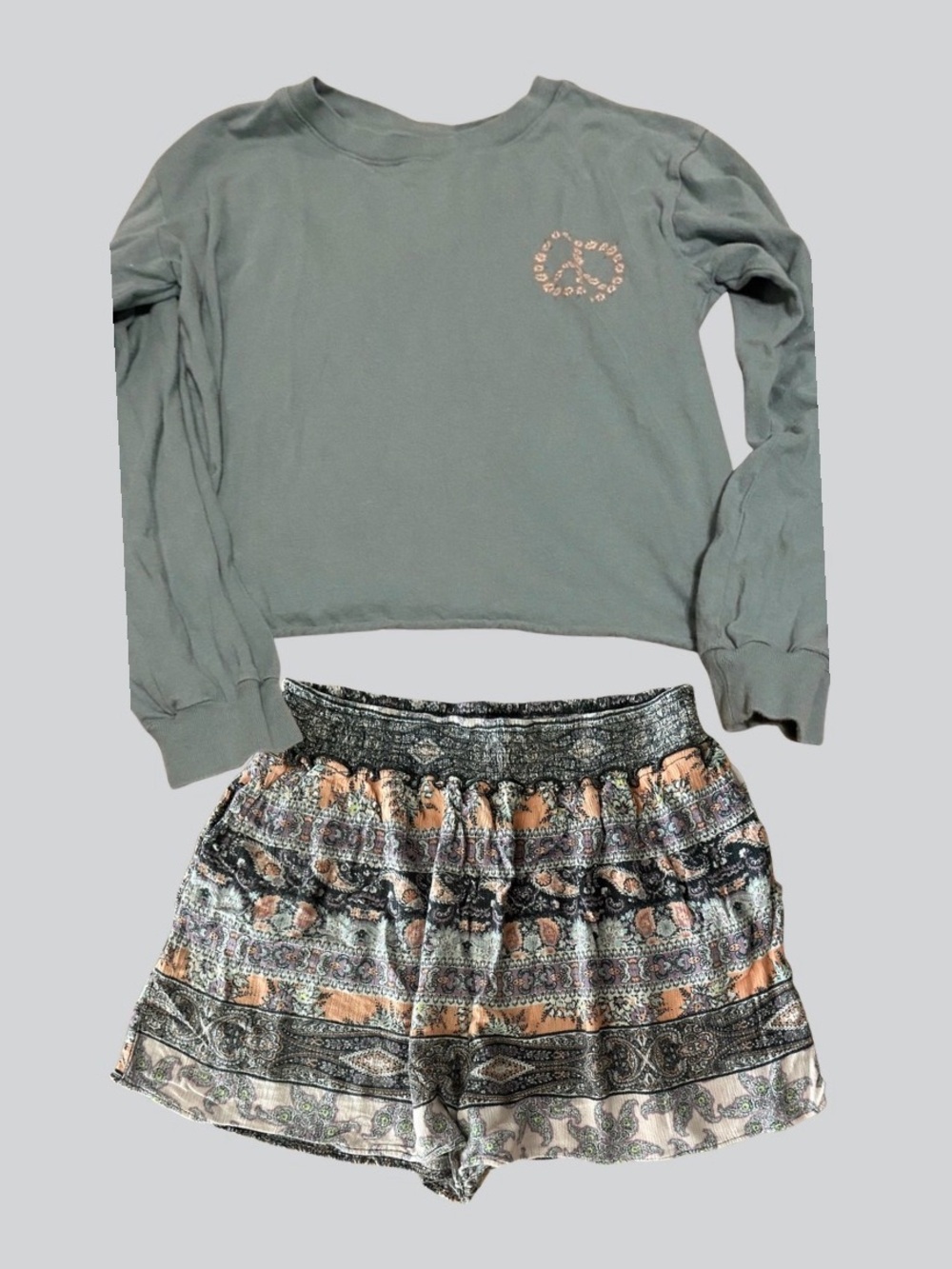 Art Class Floral LS Top & Paisley Shorts Set